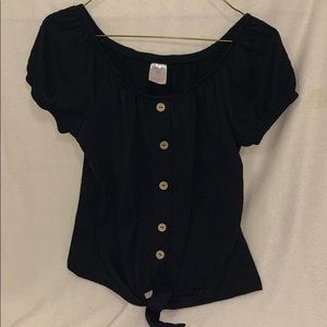 Black fitted No Boundaries shirt